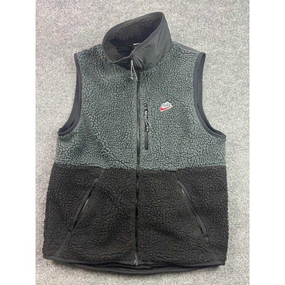 Nike Sherpa Fleece Vest‎ Womens Medium Gray Black Colorblock Full Zip Sportswear